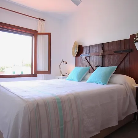 Holiday home Adosado Las Ranas